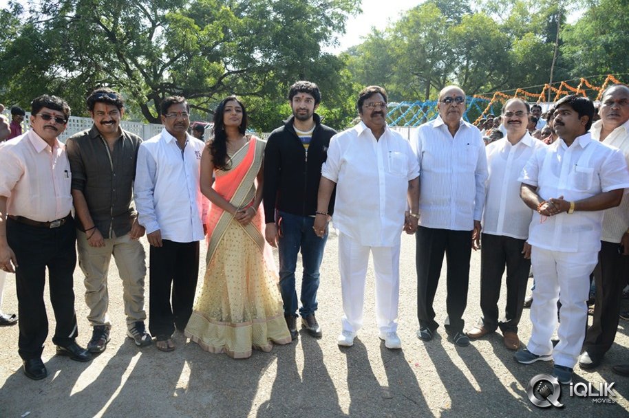 Vastha-Nee-Venuka-Movie-Opening